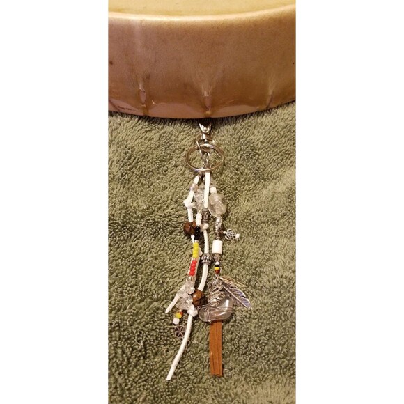 Snow Goose Medicine Wheel Totem - Key Ring/Fob for Purse, Drum or Car Bookmark - Picture 3 of 6
